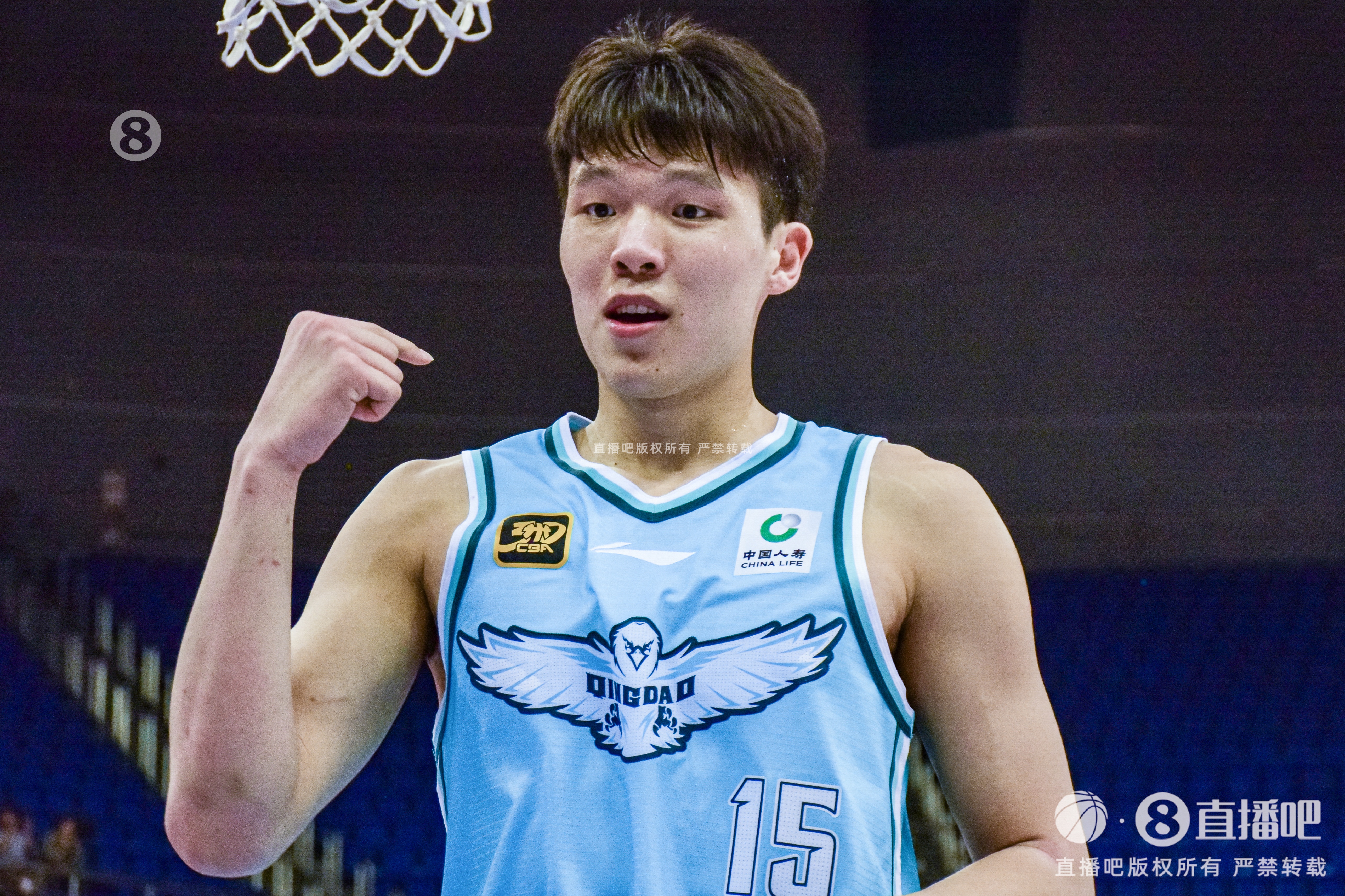  亮点十足！杨瀚森半场7投5中 拿下13分9板2助1断2帽&正负值+14